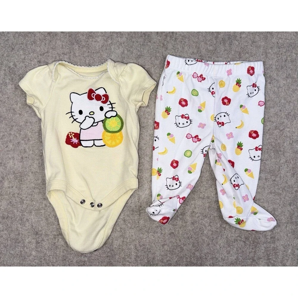 Hello Kitty Baby Girls 3 Mo 2 Piece Set Embroidered